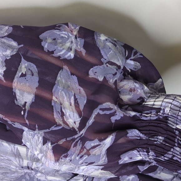 Gabby Skye NWT Faux Wrap Asymmetrical Hem Floral Dress Size 10 - Picture 9 of 14